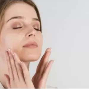 Oily Skin मुँहासे के लिए सबसे अच्छी क्रीम